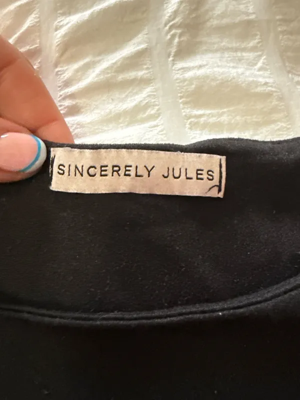 Sincerely Jules Tank Black - Image 2