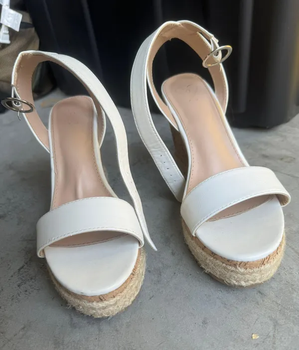White Cork Wedges Size 8.5 - Image 2