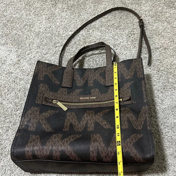Michael Michael Kors Black and Brown MK Logo Tote with Shoulder Strap - Image 4