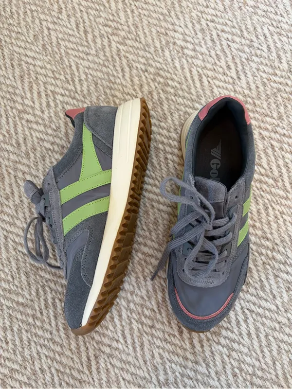 Like New! Gola Chicago Style in Ash, Patina Green, and Coral Pink Sneakers | 6 - Image 5
