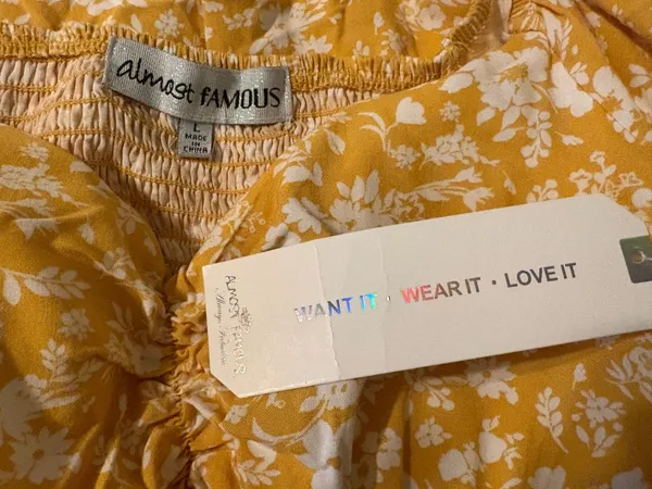 Almost Famous Dress yellow Floral - Image 3