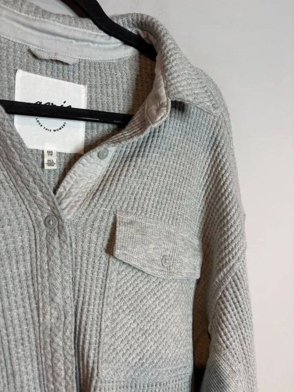 Aerie grey LumberJill waffle button down shacket - Image 2