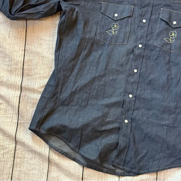 Vintage Triple LLL Brand Denim Western Embroidered Pearl Snap Long Sleeve Sz XL - Image 5