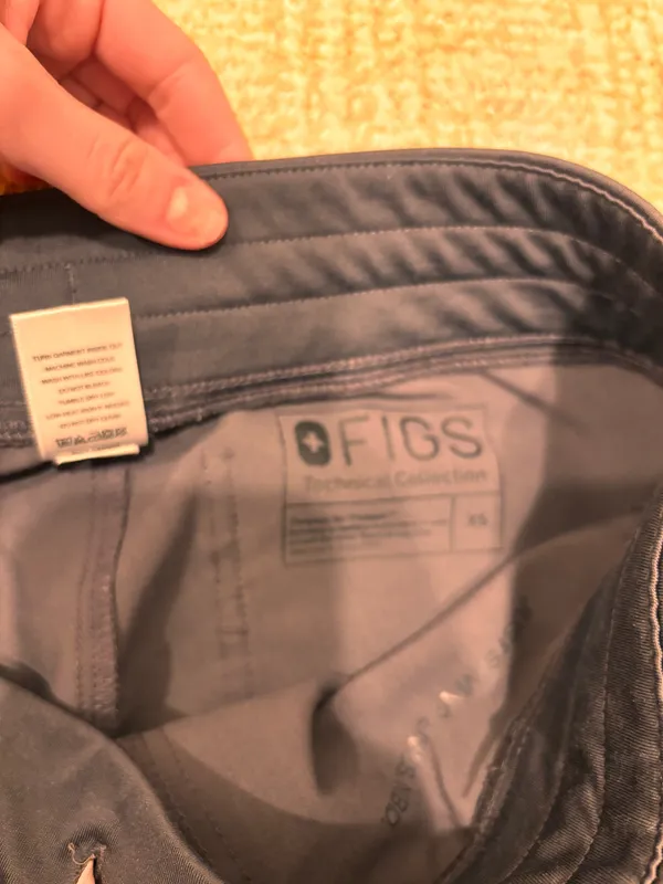 FIGS Scrub Jogger Pants - Image 3