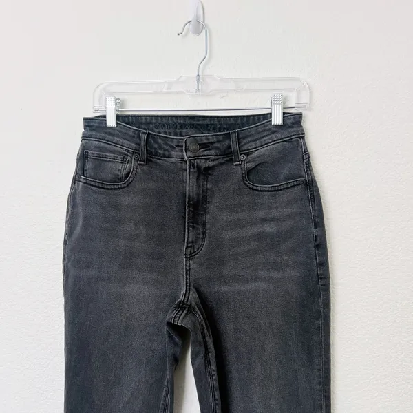 [American Eagle Outfitters] Washed Black High Rise Tapered Stretch Mom Jeans 6 - Image 3