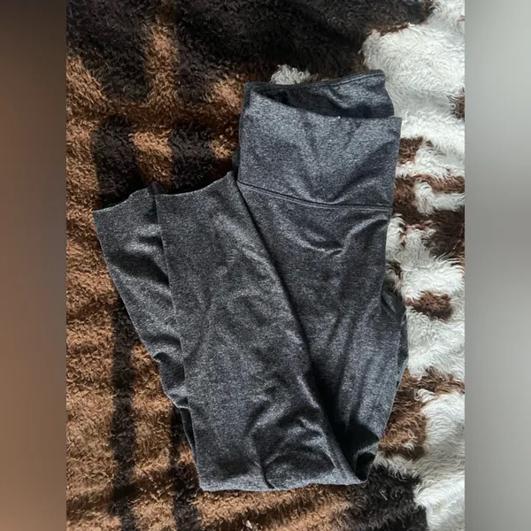 Old Navy High-Rise Gray Leggings ALTERED “Active Cozecore Go-Dry” - Image 6