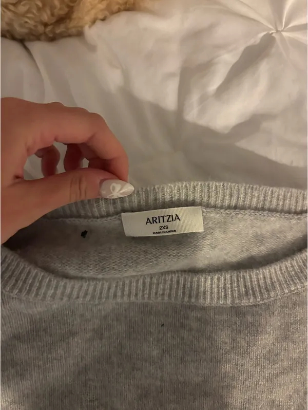 Aritzia Sweater - Image 2