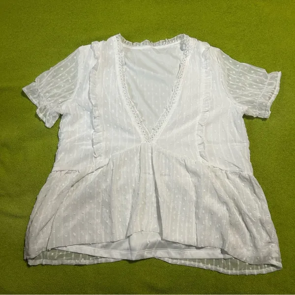 Nordstrom Chic White Ruffle Blouse - Image 2