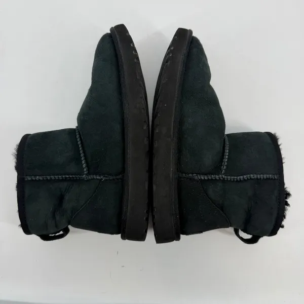 UGG Classic‎ Mini II Black Suede Shearling Ankle Boots 1016222 Womens Size 6 - Image 5
