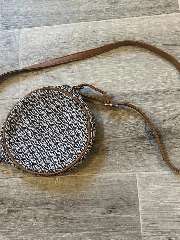 Roxy Ride The Love Crossbody Purse *missing zipper pull* Coastal Boho - Image 4