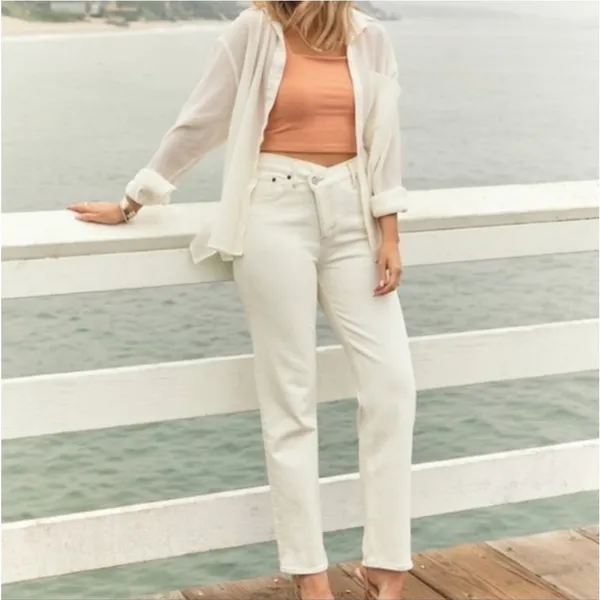 Abercrombie & Fitch Dad High-Rise Criss Cross Straight Leg Jeans Cream Size 4 - Image 3