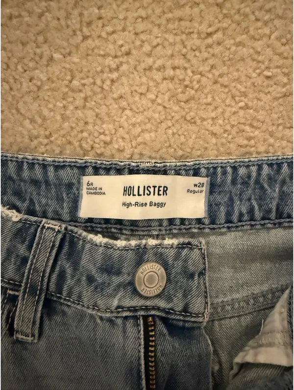 Hollister Jeans - Image 2