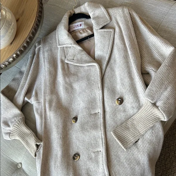 Stephanie Matthew’s Vintage Wool Blend Double Breasted Trench Coat Size 6 - Image 2