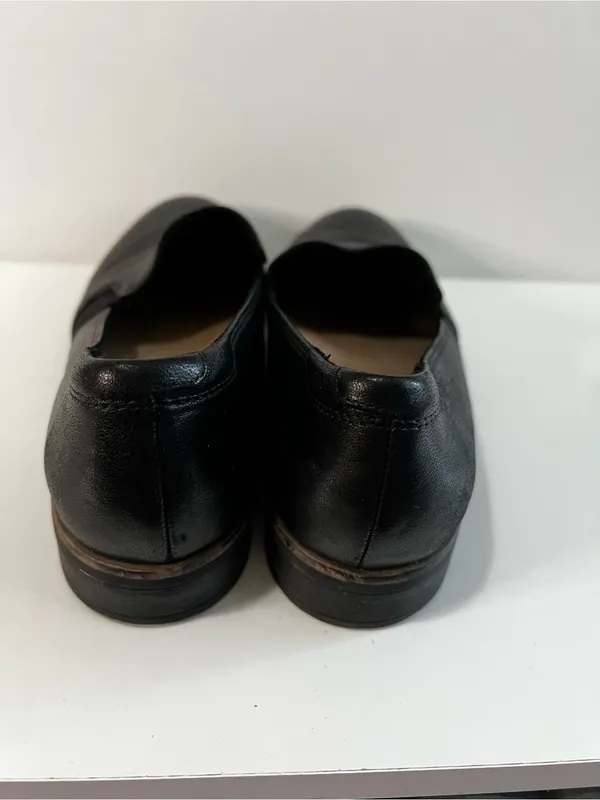 Clarks Trish Diva Black Leather Comfort Loafers Slip On Shoes - Image 5