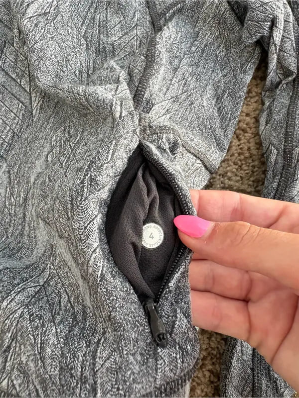 Lululemon Half Zip - Image 4