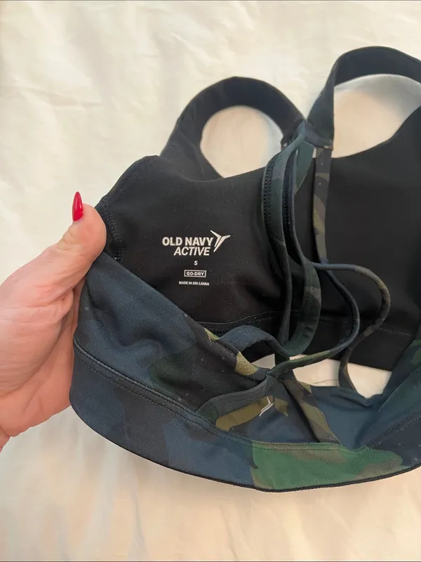 Old Navy Medium Support PowerPress Strappy Sports Bra - Image 4