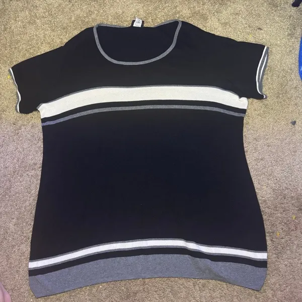 FLAWED Vintage No Boundaries Black Striped‎ Short Sleeve Knit Sweater Top Y2K XL - Image 2