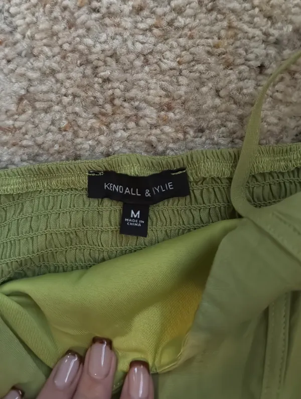 Kendall & Kylie Green Cropped Tank - Image 2