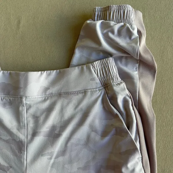 Athleta Brooklyn Lined Pink Camo Jogger Pant - Image 3