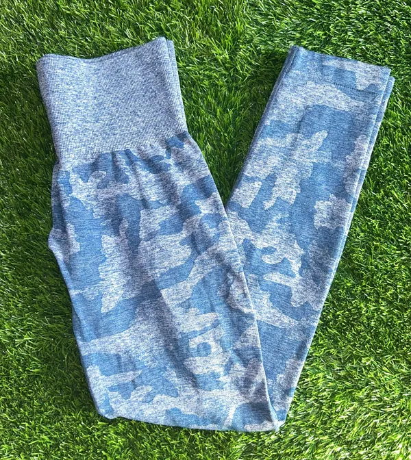 NVGTN Slate Blue Camo Seamless Leggings - Image 2