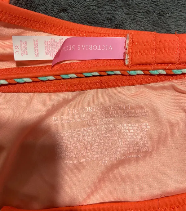 Victoria's Secret Bikini - Image 3
