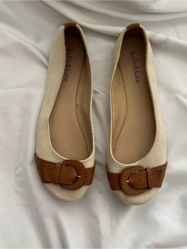 Kelly & Katie Cream Canvas Ballet Flats with Tan Buckle Size 8 1/2 - Image 6