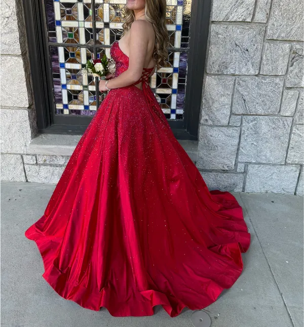 Sherri Hill Prom Dress - Image 3