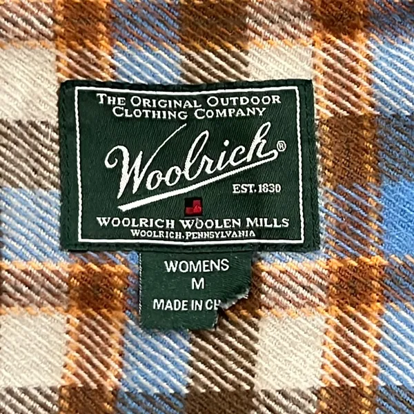 Woolrich Bluebell Plaid Flannel Button Down Shirt Size Medium - Image 10
