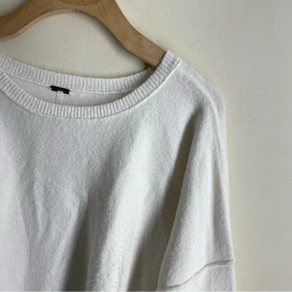Free People Luna Pullover Oversized Sweater size L Ivory Slouchy Crewneck - Image 7