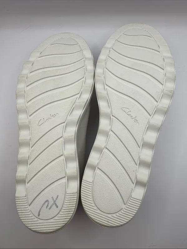 NWOB Clarks Collection Sharon Ranch White Leather Loafers Wedge Shoes Size 5 - Image 8