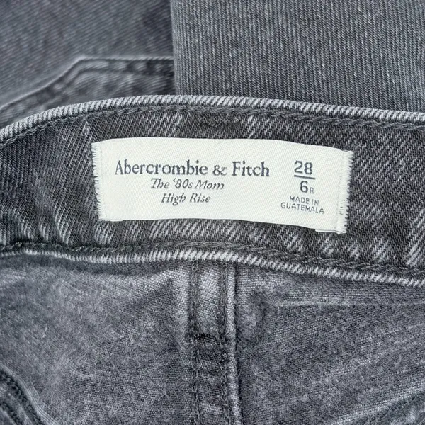 Abercrombie & Fitch Black 80’s Mom High Rise Jeans - Image 5