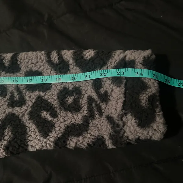 Cheetah Print Faux Fur Sweater - Image 11