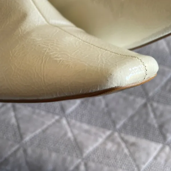 Elegant White Ankle Boots Size 8 - Image 5