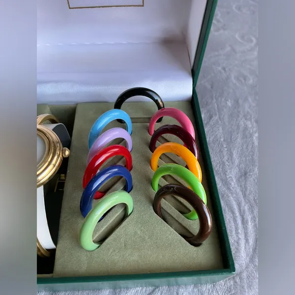 GUCCI interchangeable bezel watch set🔥🔥🔥 - Image 3