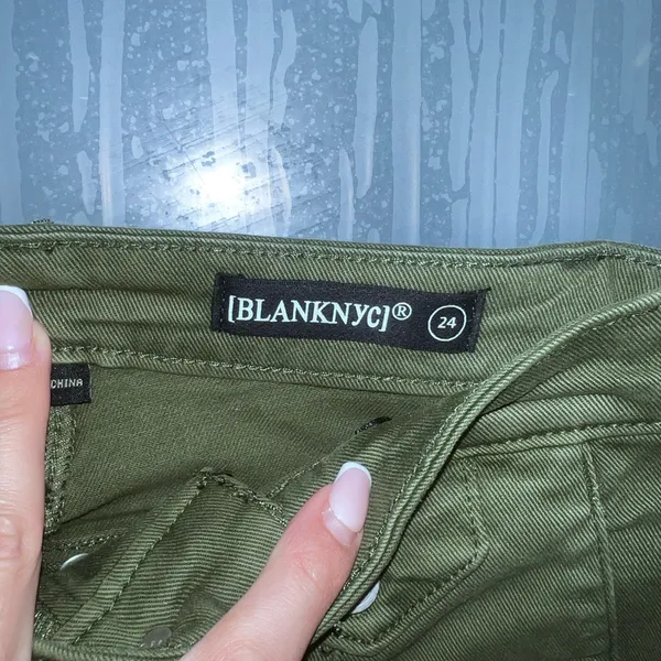 Blank NYC Delancey Button Fly High Waist Wide Leg Green Pants Jeans Size 24 - Image 4