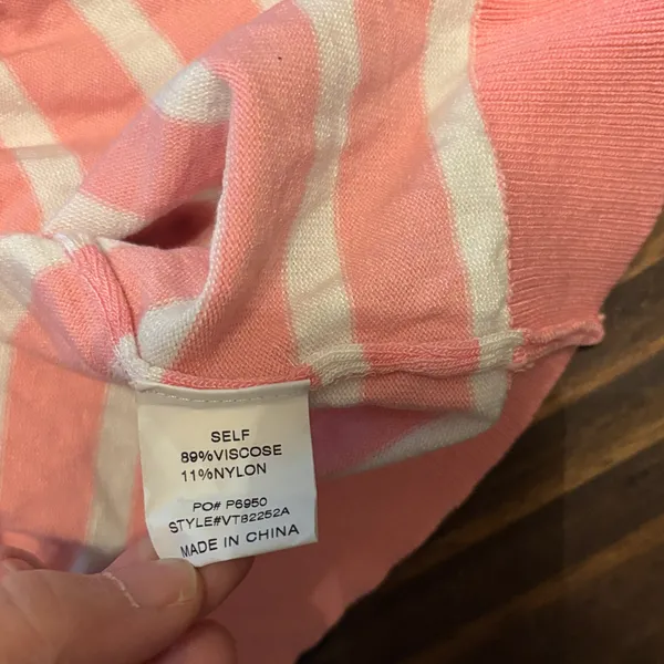 Vine & Love pink stripe short ruffle sleeve light weight sweater medium - Image 3