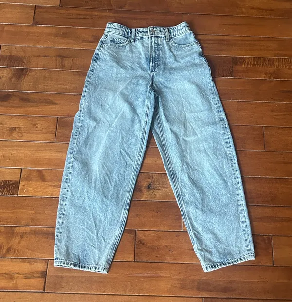 Loft Jeans - Image 4