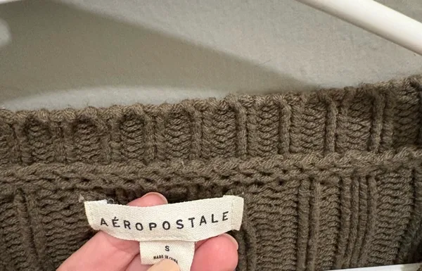 Aeropostale Olive Green Sweater - Image 6