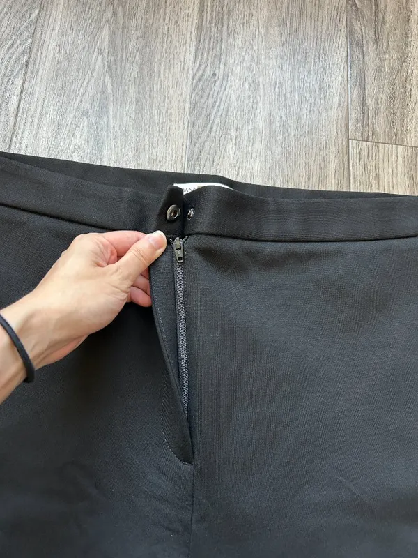 Banana Republic Flare Everywhere Pointe Stretch Trouser Pants in Black XL - Image 4
