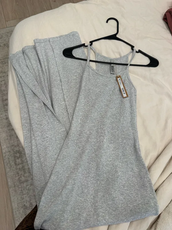 SKIMS Dress Long - Image 3