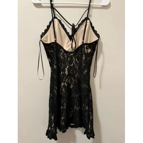 Selfie Leslie Black Lace Slip Dress Mini Cami Strappy Back - Image 3