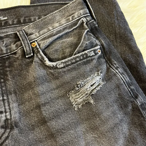 Old Navy High-Rise Slouchy Taper Jeans Womens 10 Washed Black Distressed Denim‎ - Image 3