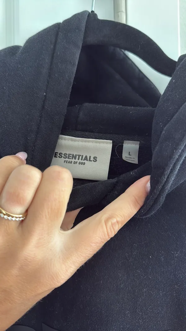 Essentials Fear of God Sweatshirt - Image 5