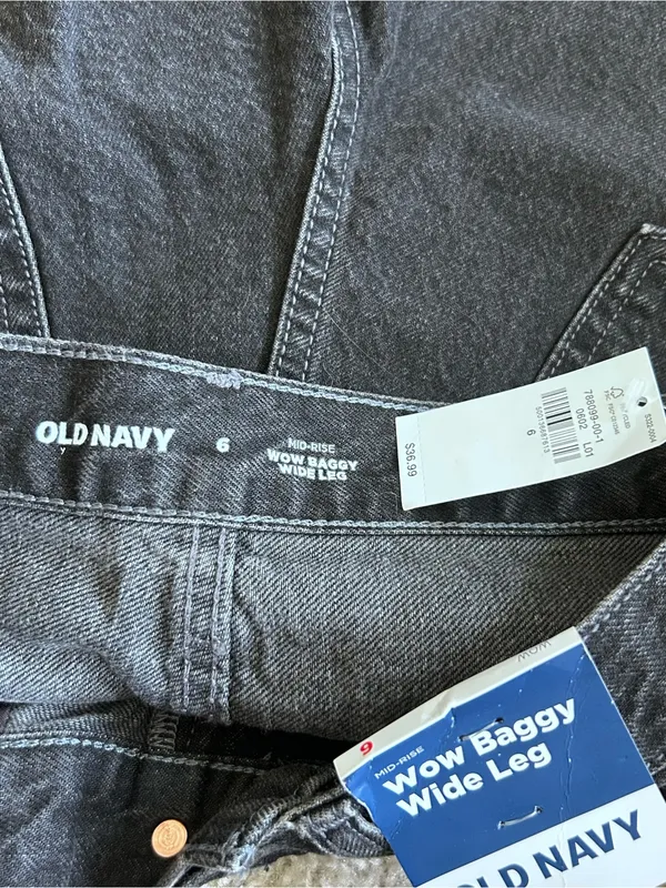 NWT Old Navy Black Wow Mid Rise Baggy Wide‎ Leg Jeans Size 6 - Image 4
