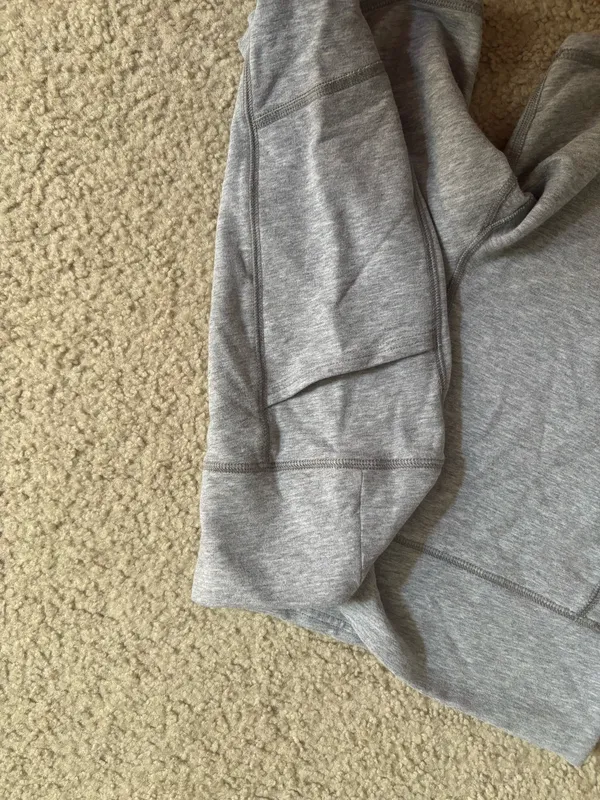 American Eagle Biker Shorts - Image 3