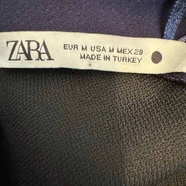 Zara Women M Navy Mock Neck Top Side Buttons Flared Sleeve Quiet Luxury Modern - Image 8