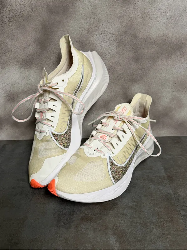 Nike Zoom Gravity Women’s Running Shoes Summit White BQ3203-101 Size 10 - Image 11
