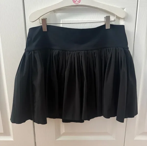 Aerie Offline Real Me Aces Tennis Skort in Black - Image 2