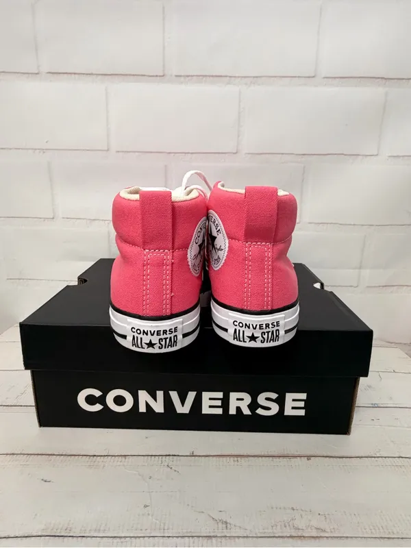Converse Chuck Taylor All Star Unisex 5.5 M/ 7.5W Lace-Up High-Top Sneakers NIB - Image 5