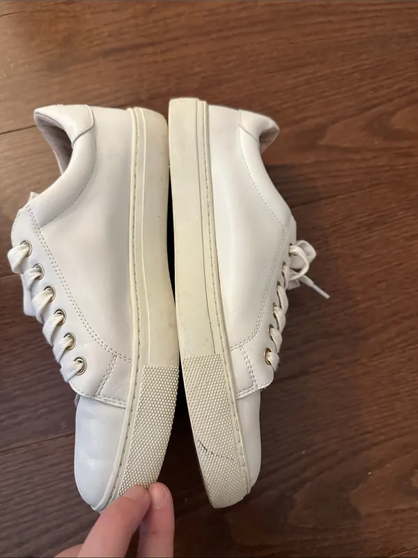 Jack Rogers White Leather Sneakers with Gold Eyelets - Image 2